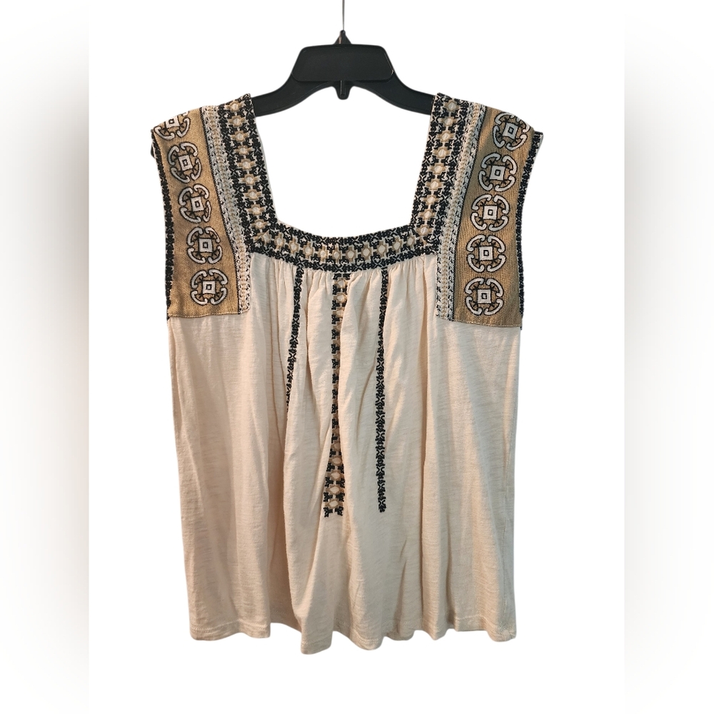 Lucky Brand Embroidered Sleeveless Cream Top, size medium